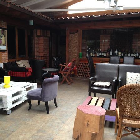 Hosteria San Emeterio Isla Bagian luar foto