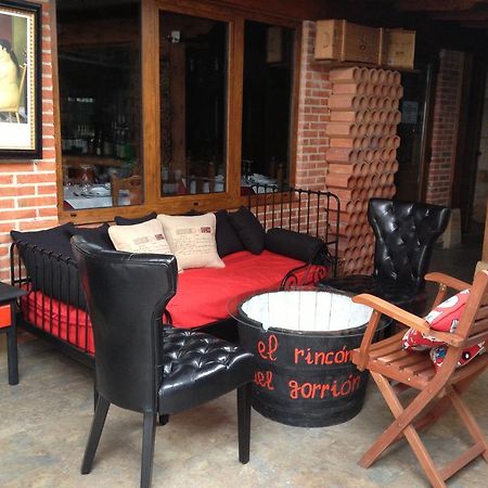 Hosteria San Emeterio Isla Bagian luar foto