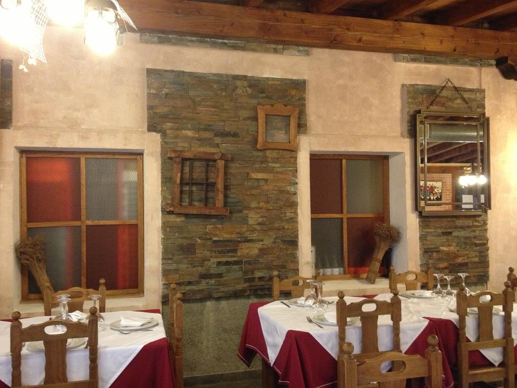Hosteria San Emeterio Isla Bagian luar foto